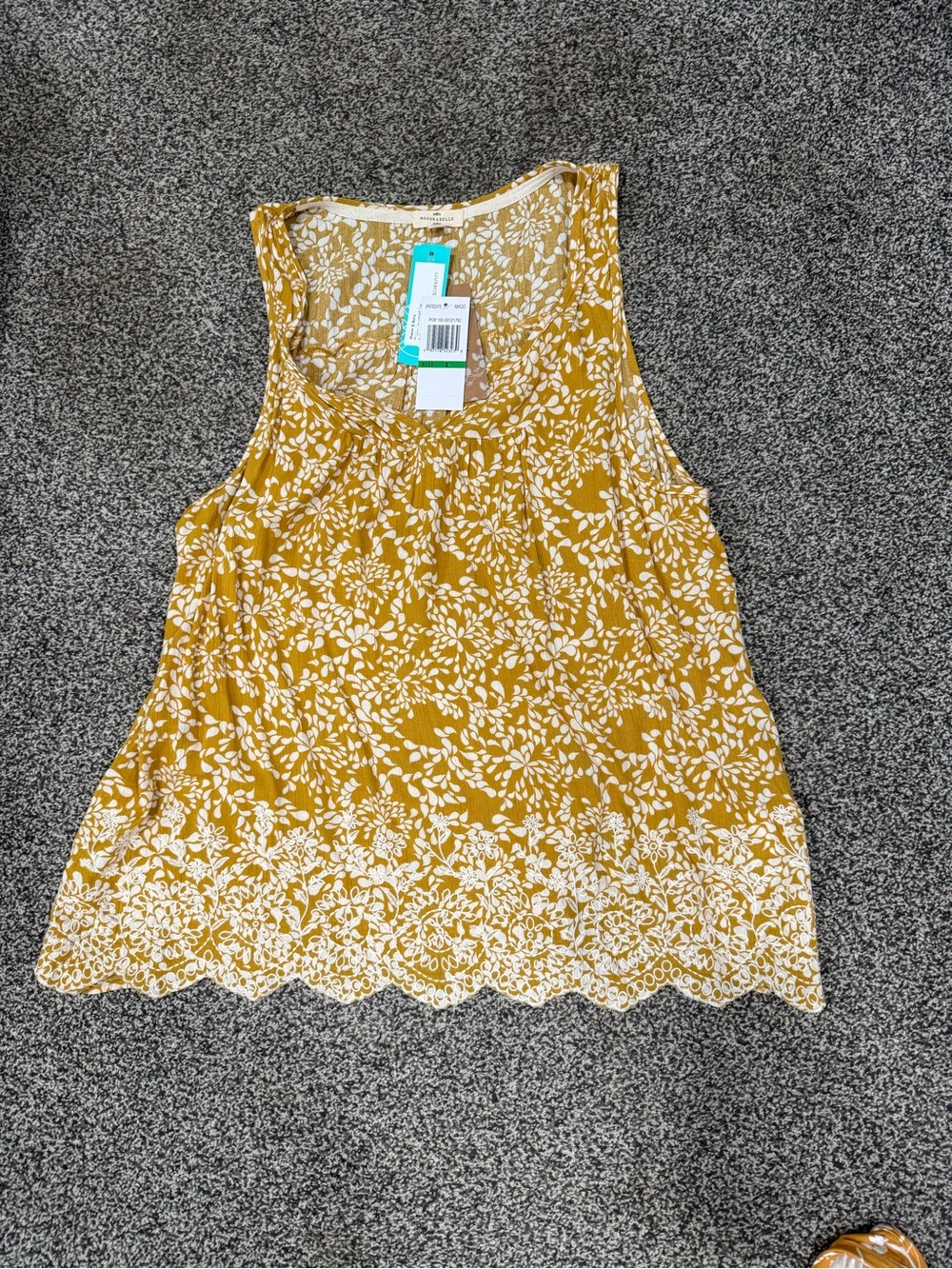 Stitch Fix Women’s Mustard Floral Lace-Hem Tank Top